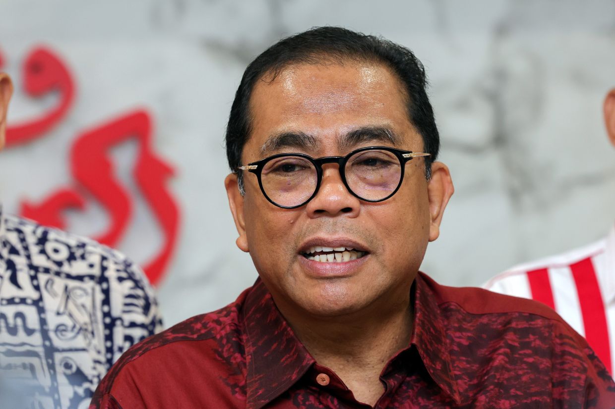 Khaled Nordin Berjaya Pertahan Jawatan Naib Presiden UMNO Media Variasi