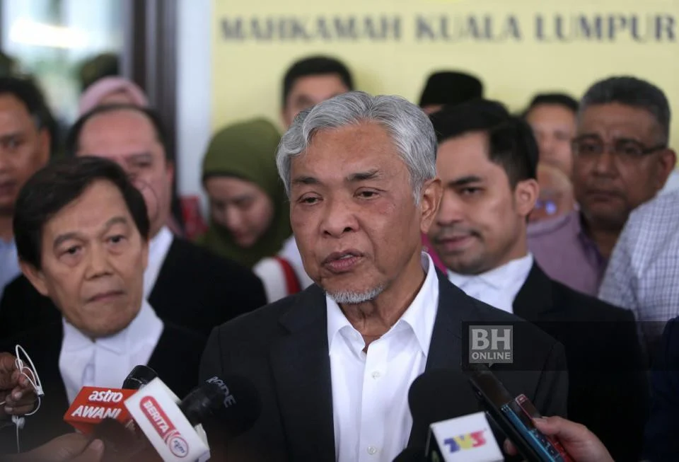 Dakwa Akan Dipecat MKT UMNO, Zahid Sinis Jawab Isham Jalil - Media Variasi